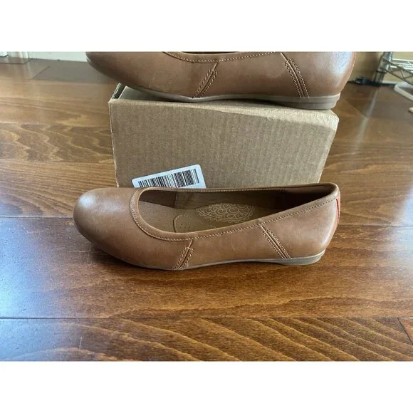 Clarks Women's Canebay Plain Ballet Flat Dark Tan Leather 8.5 M Closed Toe NEW - Picture 3 of 9